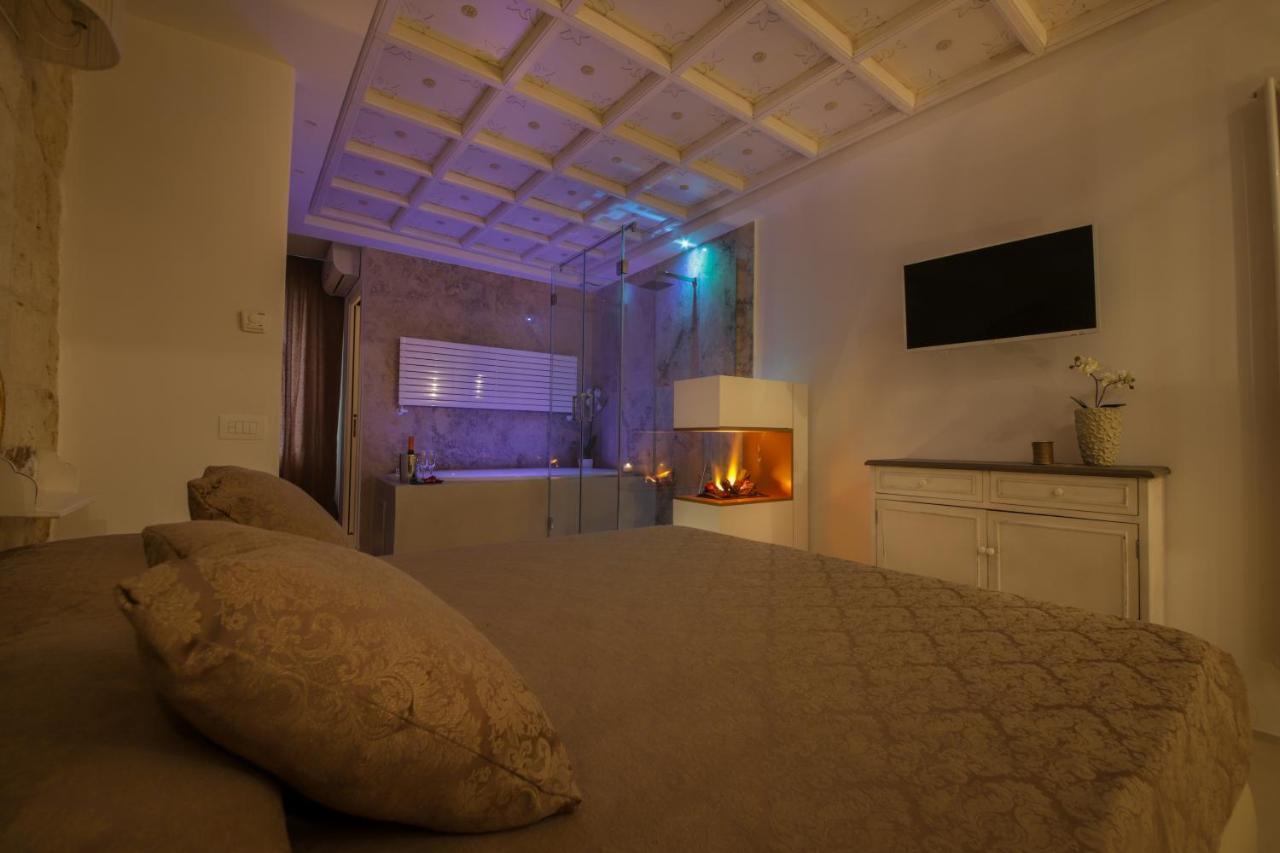 Palazzo Stapane Home Suite 9 - Luxury Living Monopoli Exterior foto